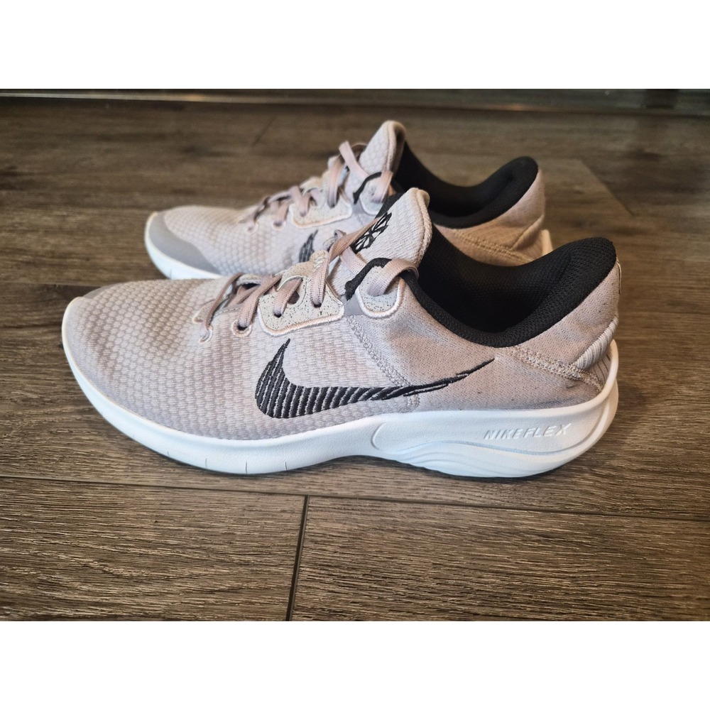 Nike Flex Experience Run 11 NN Light Violet Women's Size 10 Running Shoes